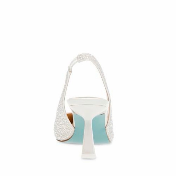 Betsey Johnson Women's Clark Pump, Ivory, 9.5 Wide- wore once basically new - Picture 2 of 11